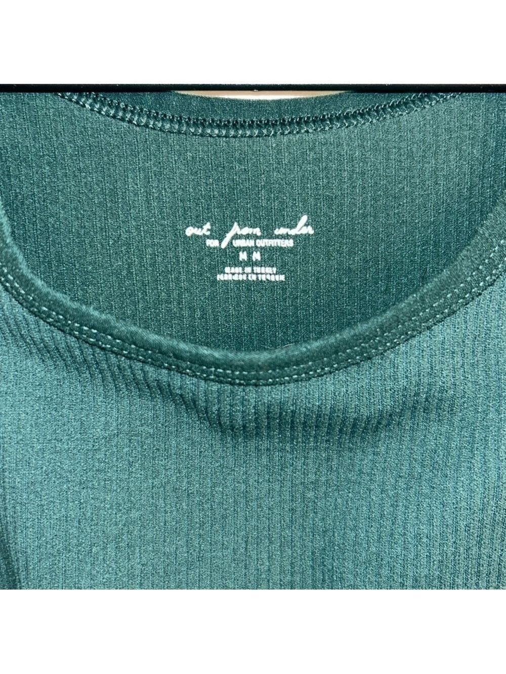 Urban Outfitters: Size M - Picture 2 of 5